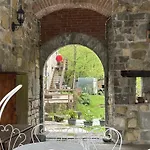 Incantevole Rifugio Nel Castello Di Ahrensperg Nyaraló Pulfero