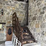 Incantevole Rifugio Nel Castello Di Ahrensperg Nyaraló *