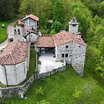 Дом отдыха Incantevole Rifugio Nel Castello Di Ahrensperg *