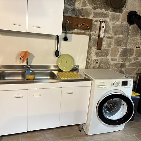 Vakantiehuis Incantevole Rifugio Nel Castello Di Ahrensperg